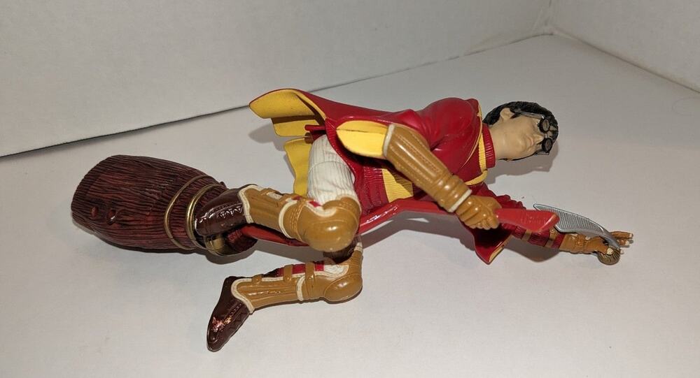Harry Potter Quidditch Electronic Figure Nimbus 2000 Snitch Works